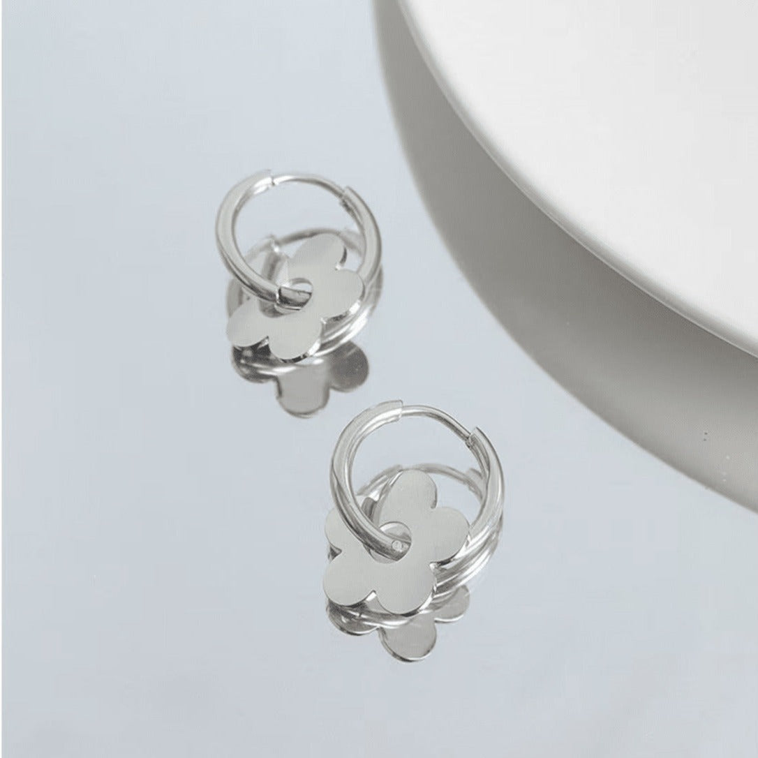 TT200053 Sajewell Titanium Steel Flower Huggie Hoop Earrings